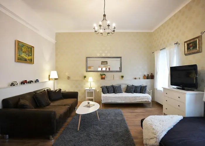 Apartment Janicsar Garden *