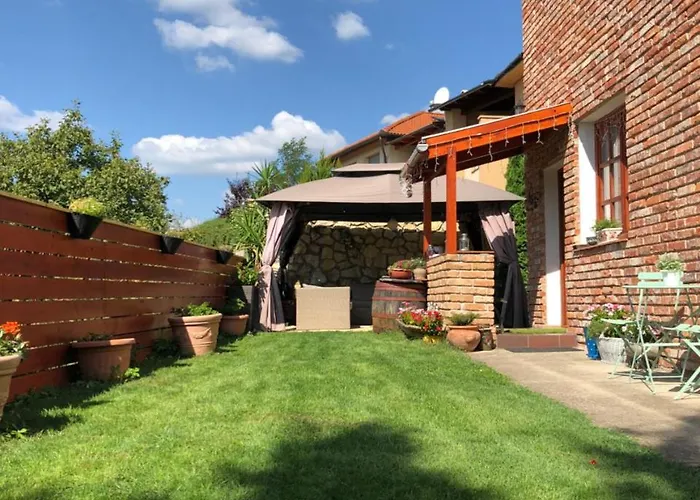 Apartment Janicsar Garden *