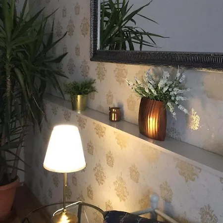 Janicsar Garden Apartamento *