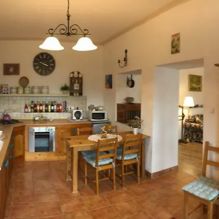 公寓 Janicsar Garden