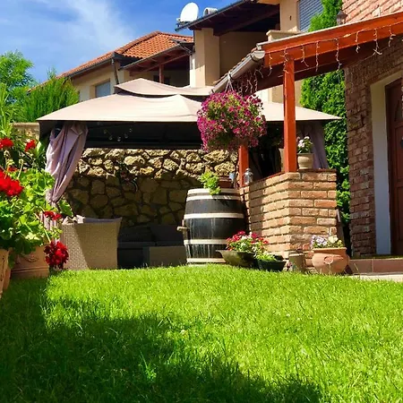 Janicsar Garden Eger